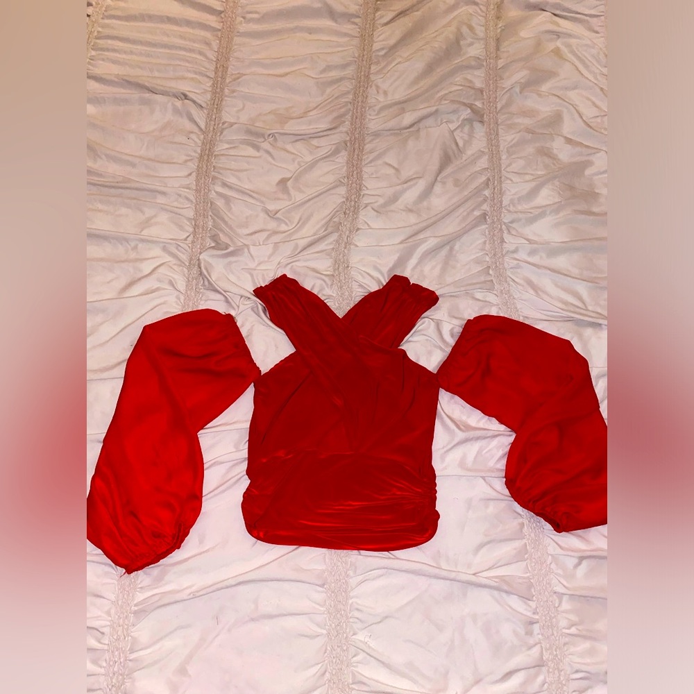 Fashion Nova Sexy Red Long-Sleeve Top - Size Small 🔥